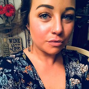 Meet your Posher, Lindsey